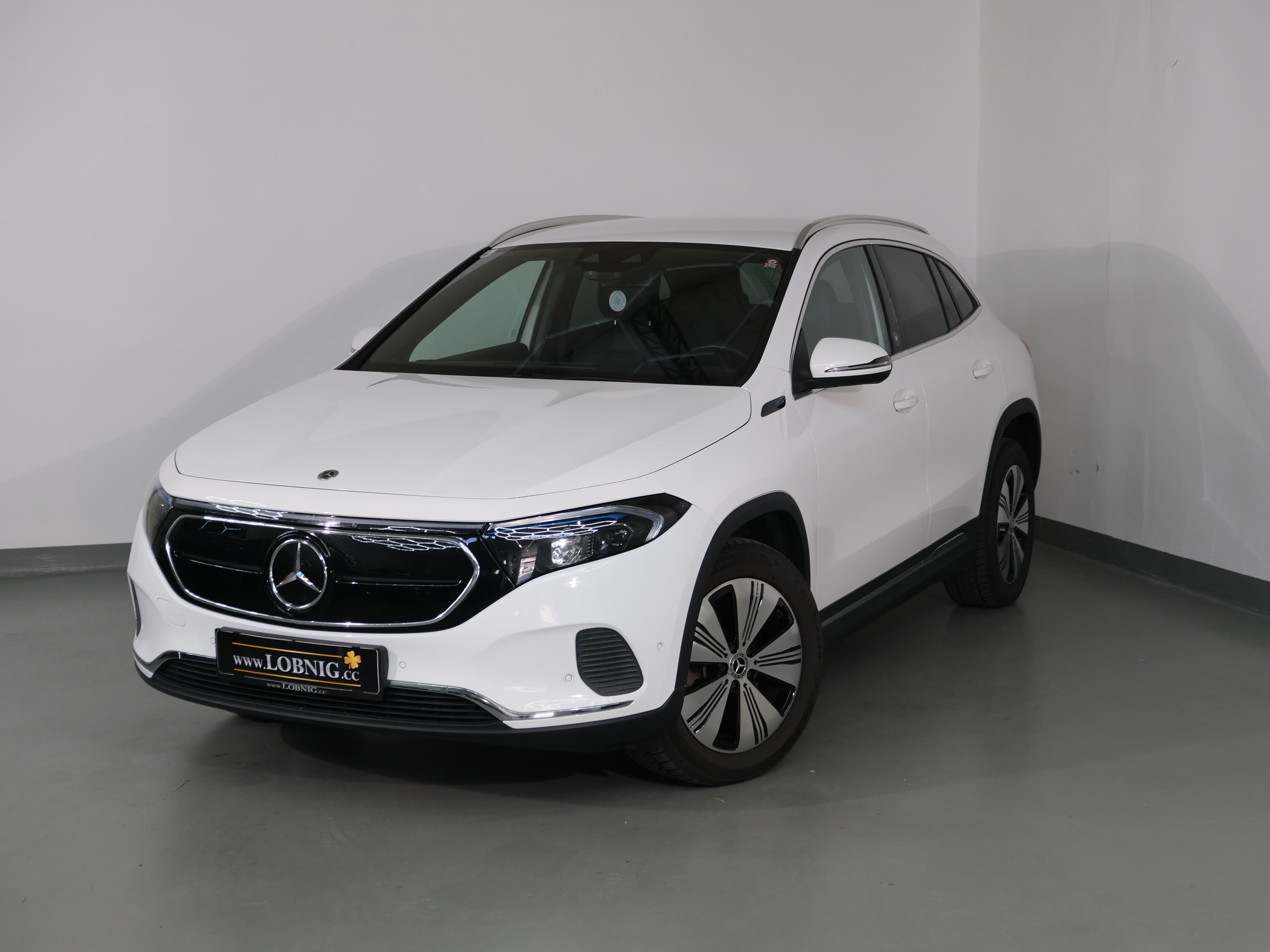 Mercedes Benz EQA